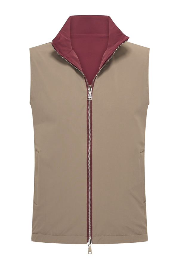 Reversible Gilet – Cherry Red x Desert Taupe